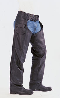 chaps ch105 showing the patch pocket with 2 snaps and a billows pleat on sides to make the pocket hold more. Chaps 105 are Leather and are for Men or Women
